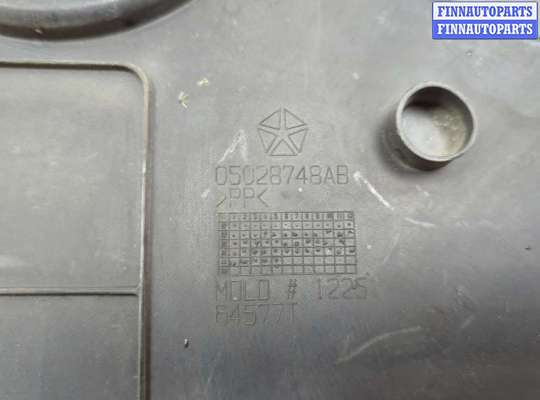 купить Накладка замка капота на Dodge Challenger 2008-2014