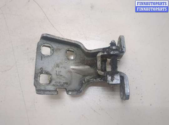 купить Петля двери на Chrysler Voyager 2000-2007