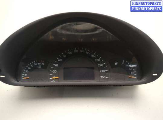 Щиток приборов (приборная панель) MB1651579 на Mercedes C W203 2000-2008