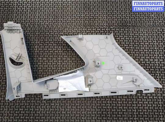 купить Обшивка стойки на Volkswagen Tiguan 2016-2020