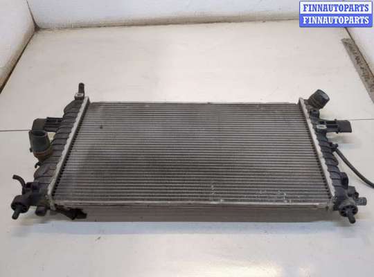 купить Радиатор охлаждения двигателя на Opel Astra H 2004-2010