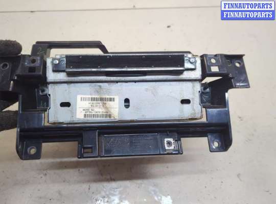 CD-чейнджер на Land Rover Discovery IV