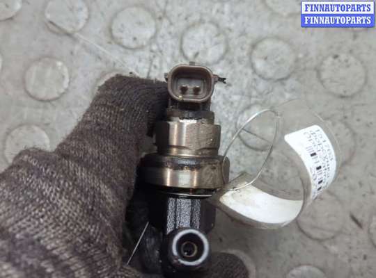 купить Форсунка топливная на Opel Zafira B 2005-2014