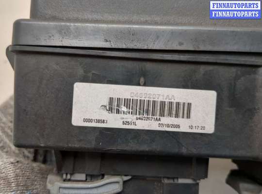 купить Блок предохранителей на Jeep Grand Cherokee 2004-2010