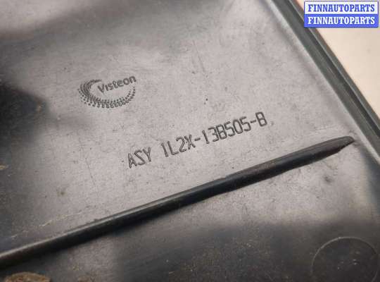 купить Фонарь (задний) на Ford Explorer 2001-2006