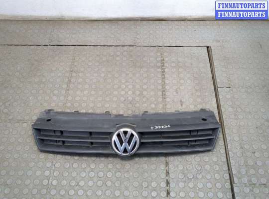 купить Решетка радиатора на Volkswagen Polo 2009-2014