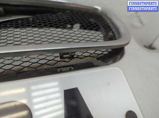 купить Решетка радиатора на Volvo S60 2000-2009