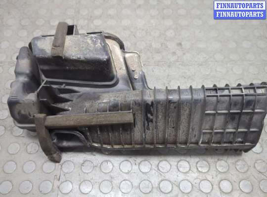 купить Воздуховод на Infiniti QX56 2010-2013