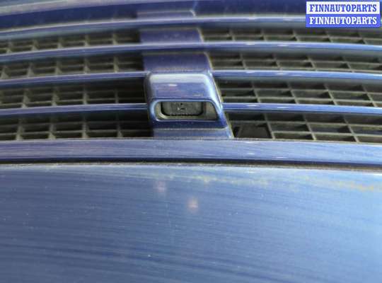 купить Решетка радиатора на Mercedes C W203 2000-2008