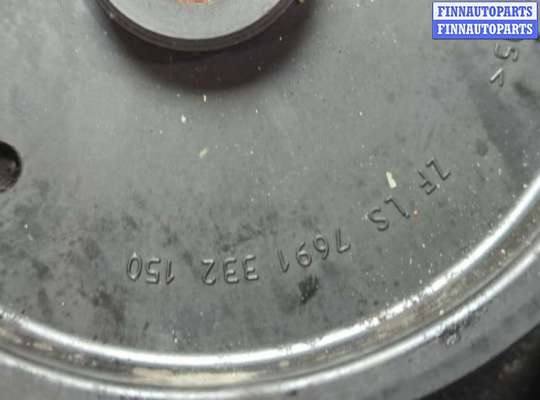 купить Насос гидроусилителя руля (ГУР) на Mercedes C W204 2006-2015