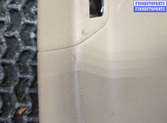 купить Обшивка центральной стойки на Porsche Panamera 2009-2016