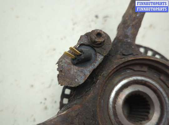 купить Ступица (кулак, цапфа) на Volkswagen Passat 4 1993-1997