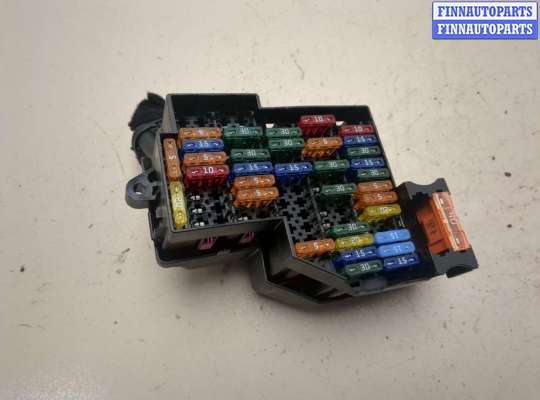 купить Блок предохранителей на Volkswagen Touareg 2006-2010