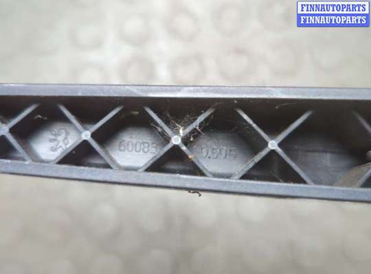 купить Щеткодержатель на Peugeot 207 2006-2015