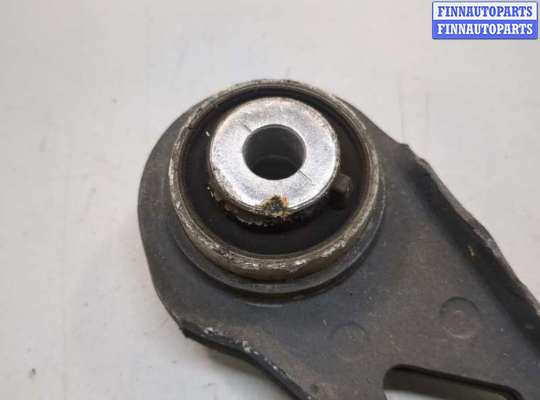 Рычаг подвески на Mercedes-Benz GLA (X156)