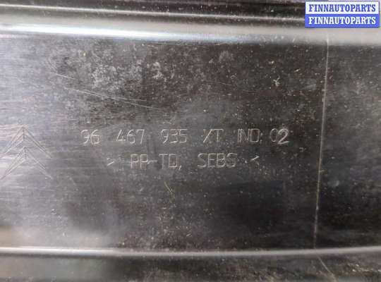 купить Жабо под дворники (дождевик) на Citroen C4 2004-2010