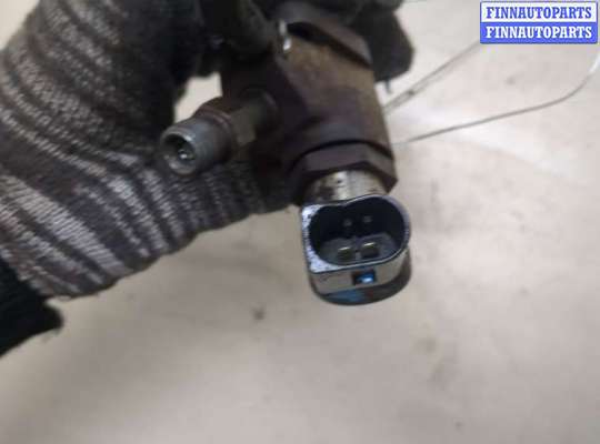 купить Форсунка топливная на Volvo S40 2004-