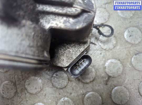 Заслонка дроссельная на Audi A4 (8E/8H, B7)