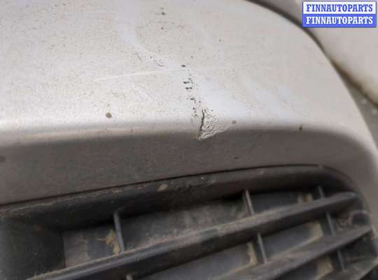 купить Заглушка (решётка) бампера на Volkswagen Golf 5 2003-2009