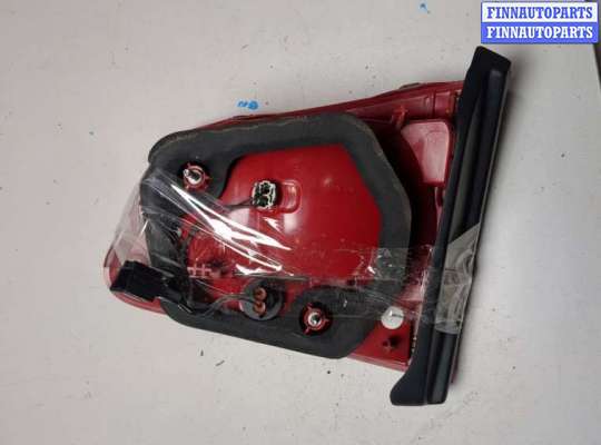 купить Фонарь крышки багажника на Volkswagen Touareg 2010-2014