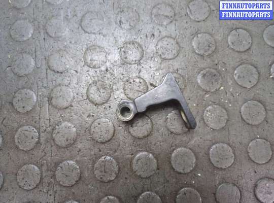 Петля двери на Volkswagen Passat B8 (3G)