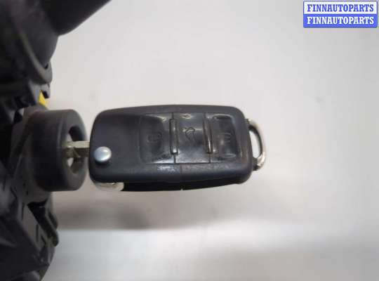 купить Переключатель поворотов и дворников (стрекоза) на Skoda Octavia (A5) 2004-2013
