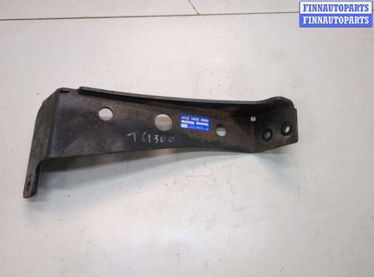 Кронштейн (лапа крепления) LRN6775 на Land Rover Discovery 3 2004-2009