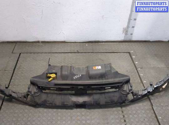 купить Накладка замка капота на Ford Focus 3 2011-2015