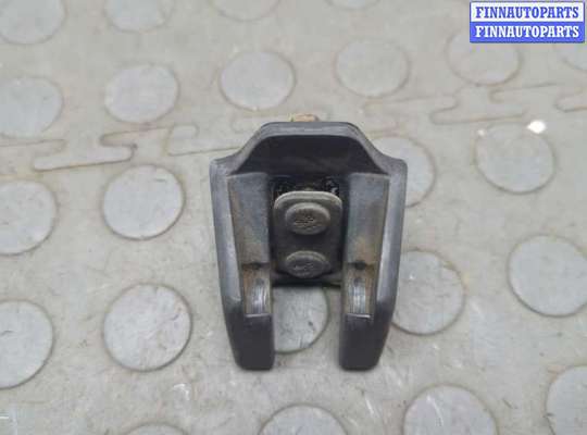 купить Петля замка капота на Jeep Wrangler 1996-2006