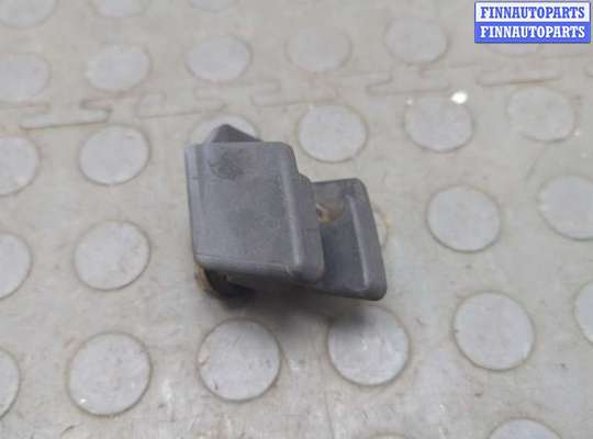 купить Петля замка капота на Jeep Wrangler 1996-2006