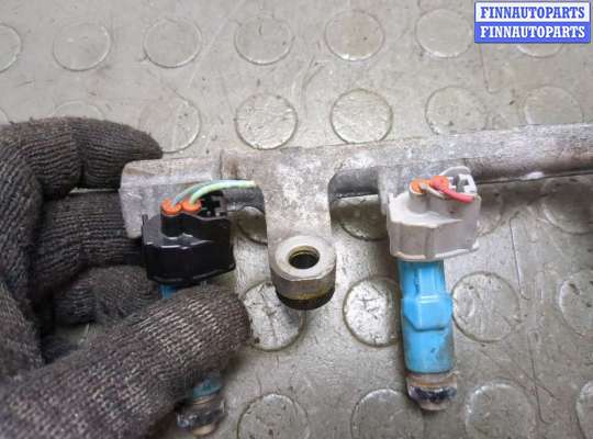 Форсунка топливная на Toyota Vitz P9