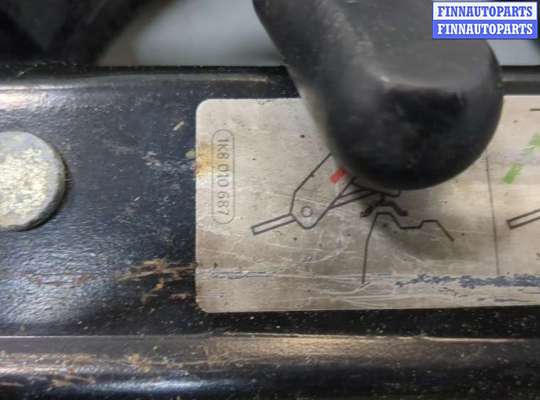 купить Набор инструментов штатный на Volkswagen Scirocco 2008-2014