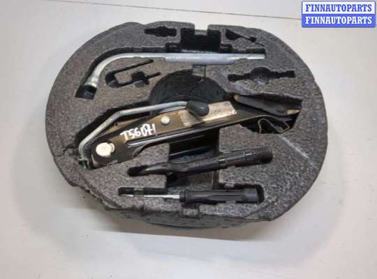 купить Набор инструментов штатный на Volkswagen Scirocco 2008-2014