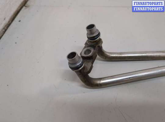 Патрубок (трубка, шланг) на Volkswagen Amarok (2H)