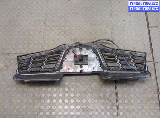 купить Решетка радиатора на Nissan Qashqai 2006-2013