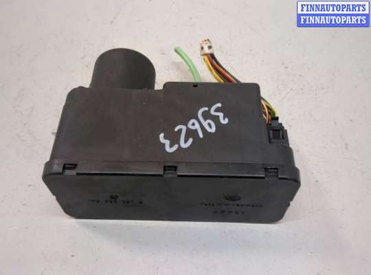 купить Компрессор центрального замка на Volkswagen Passat 4 1993-1997