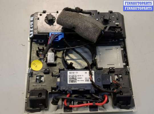 купить Фонарь салона (плафон) на Skoda Octavia (A7) 2013-2023