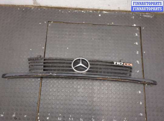 Купить Решетка радиатора на Mercedes Vito W638 1996-2003 Решетка радиатора MB1726767 на Mercedes Vito W638 1996-2003