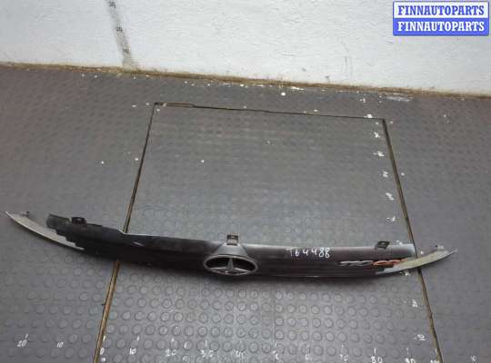 купить Решетка радиатора на Mercedes Vito W638 1996-2003