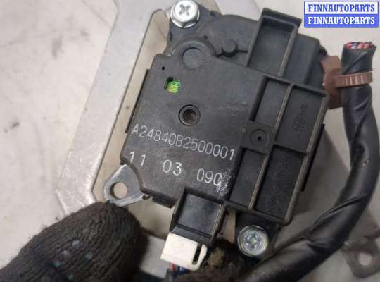 купить Электропривод заслонки отопителя на Infiniti QX56 2010-2013