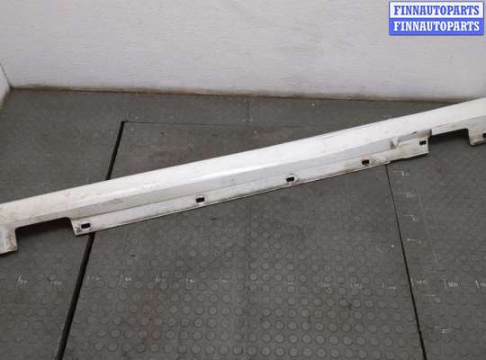 купить Накладка на порог на Mercedes C W204 2006-2015