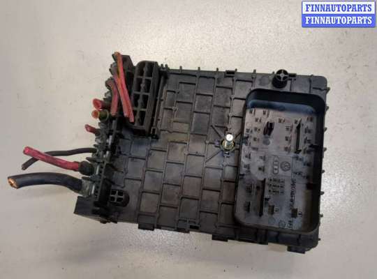 купить Блок предохранителей на Volkswagen Passat 6 2005-2010