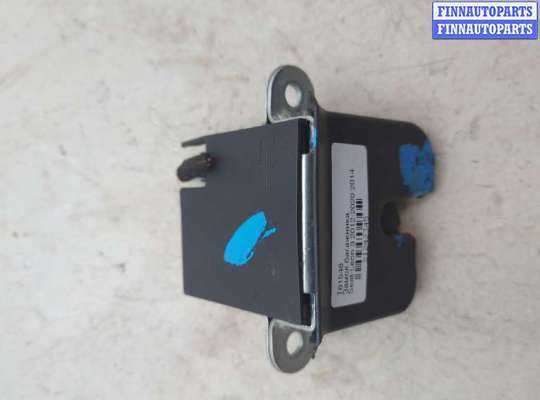 Замок багажника ST350172 на Seat Leon 3 2012-2020