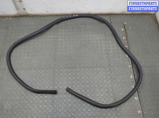 купить Уплотнитель на Ford Escape 2019-2022