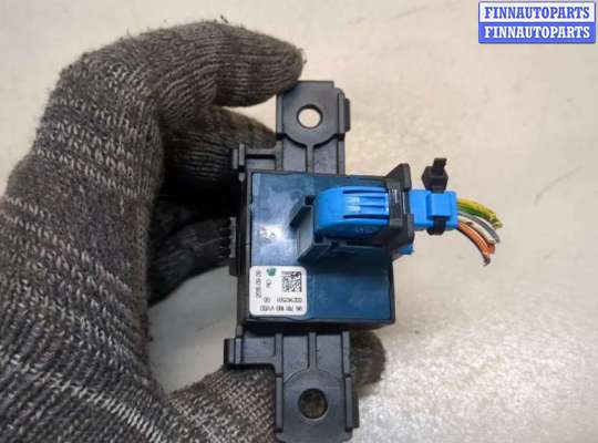 купить Кнопка стояночного тормоза (ручника) на Citroen C4 Grand Picasso 2013-2018