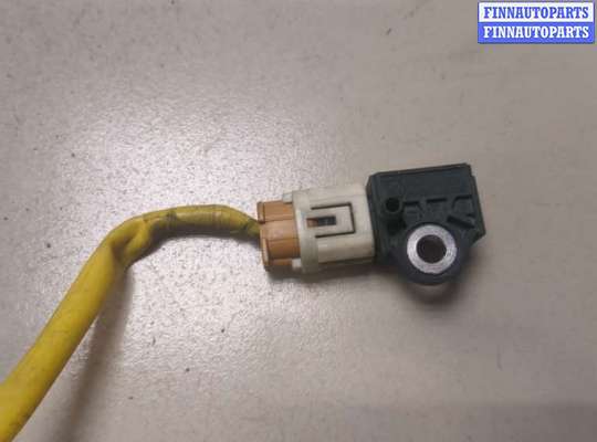 купить Датчик удара на Suzuki Kizashi 2009-2014