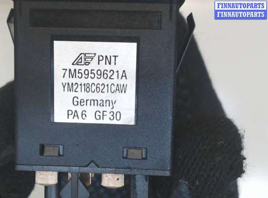 купить Кнопка обогрева стекла на Ford Galaxy 2000-2006