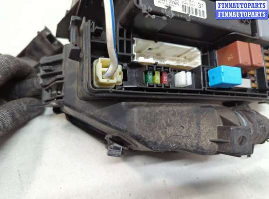 купить Блок предохранителей на Lexus GS 2011-2020