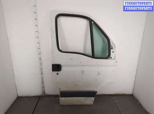 Стекло форточки двери RN1593201 на Renault Master 1998-2010