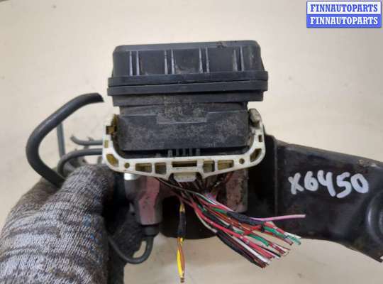 купить Блок АБС, насос (ABS, ESP, ASR) на Toyota RAV 4 2000-2005